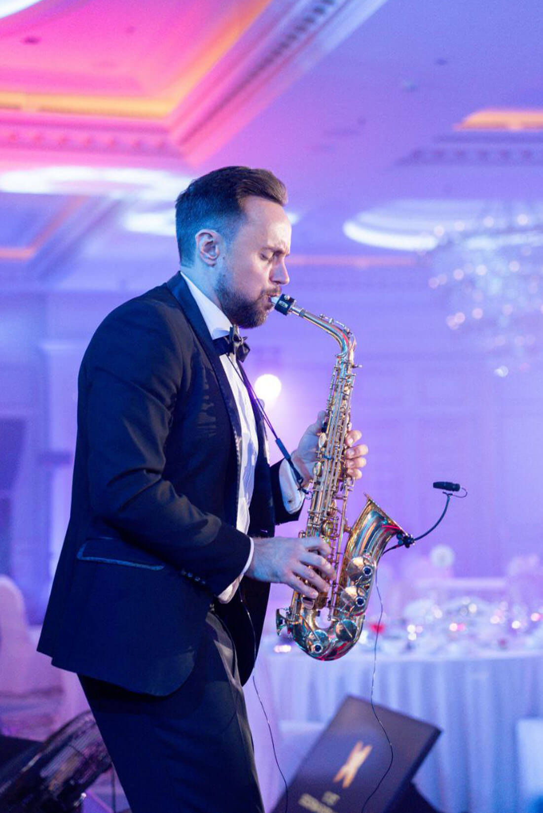 Заказать услуги саксофониста в Москве