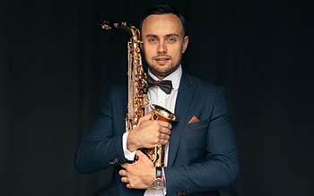 саксофонист на день рождения в Москве